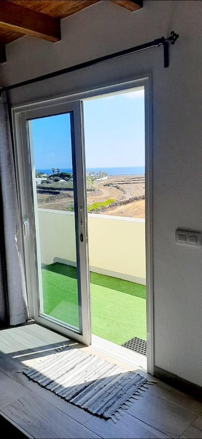 Apartamento En Mala Con Vista Al Mar Exterior photo