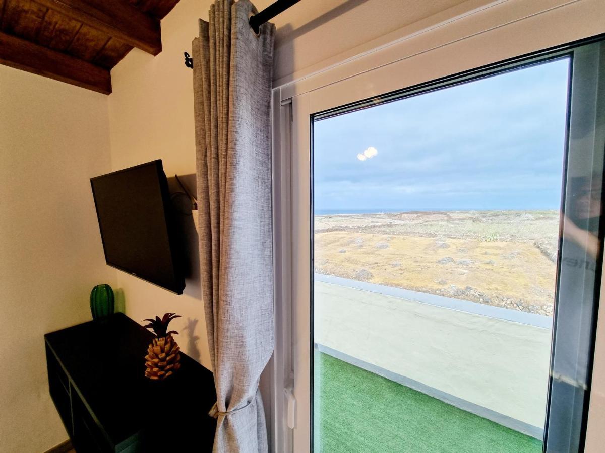 Apartamento En Mala Con Vista Al Mar Exterior photo